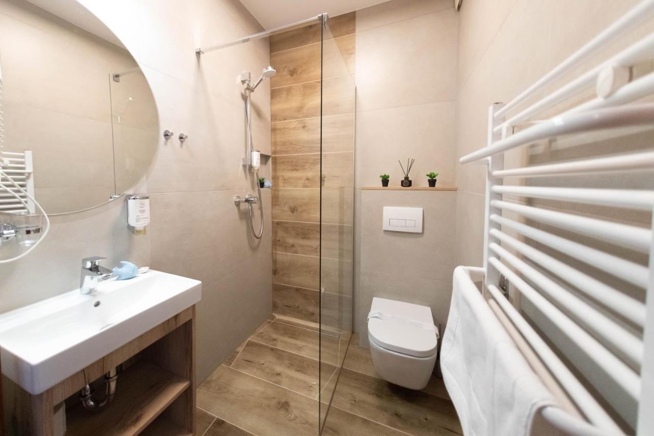 Hotel Nadmorski Леба Экстерьер фото